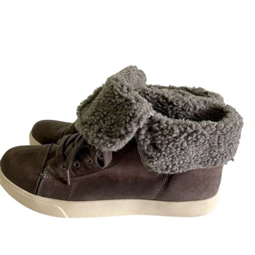 Brash Faux Fur Lined Lace Up Sneakers Grey Size 9
